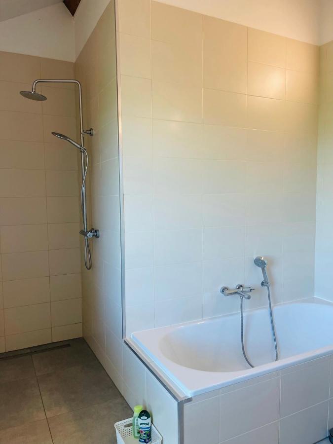 Landlord Bij Leuven Aparthotel Holsbeek Buitenkant foto