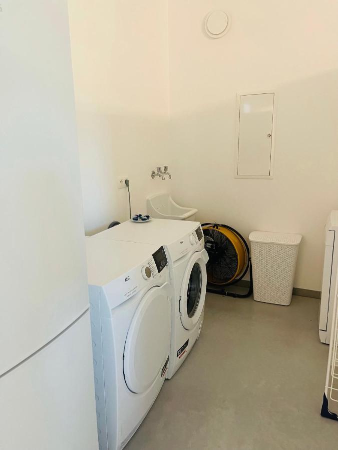 Landlord Bij Leuven Aparthotel Holsbeek Buitenkant foto