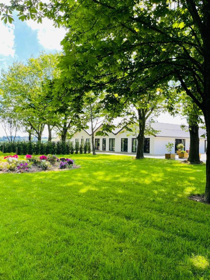 Landlord Bij Leuven Aparthotel Holsbeek Buitenkant foto